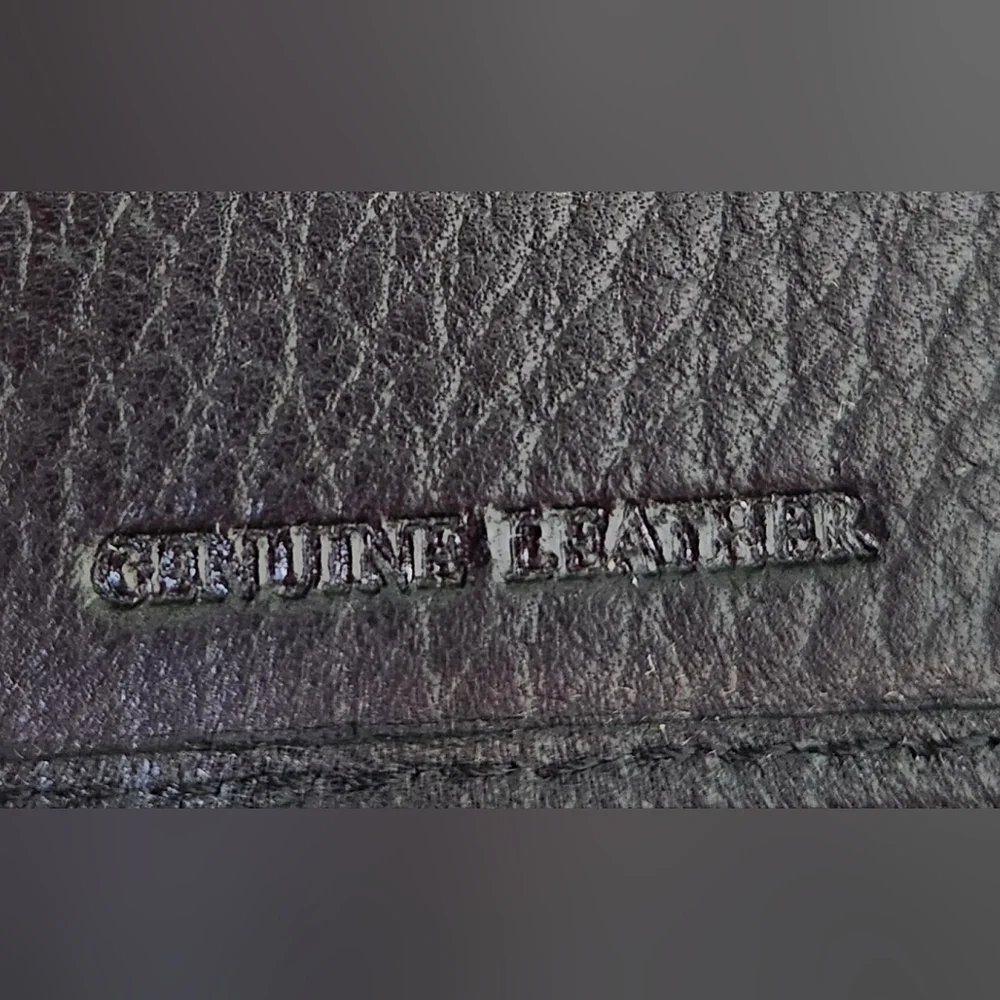 NEW ~ Columbia Tri-Fold Men's Wallet w/ Metal Case Black